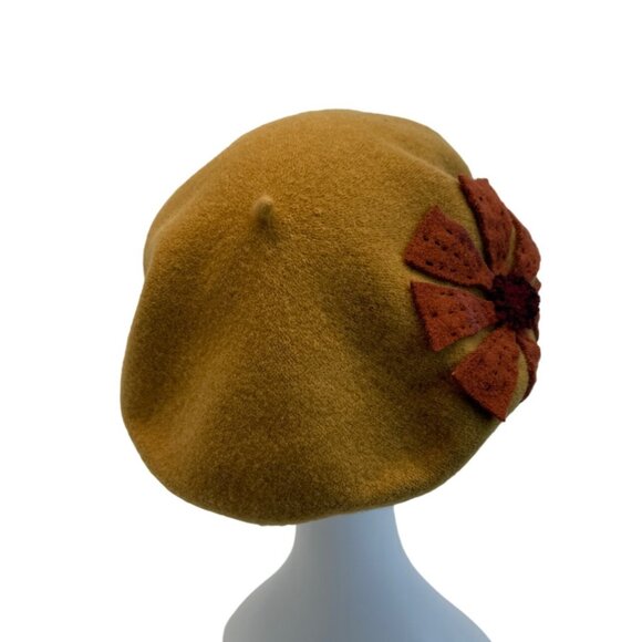 Fezko Women's Yellow Wool Flower Design Beret - One Size - Picture 3 of 7